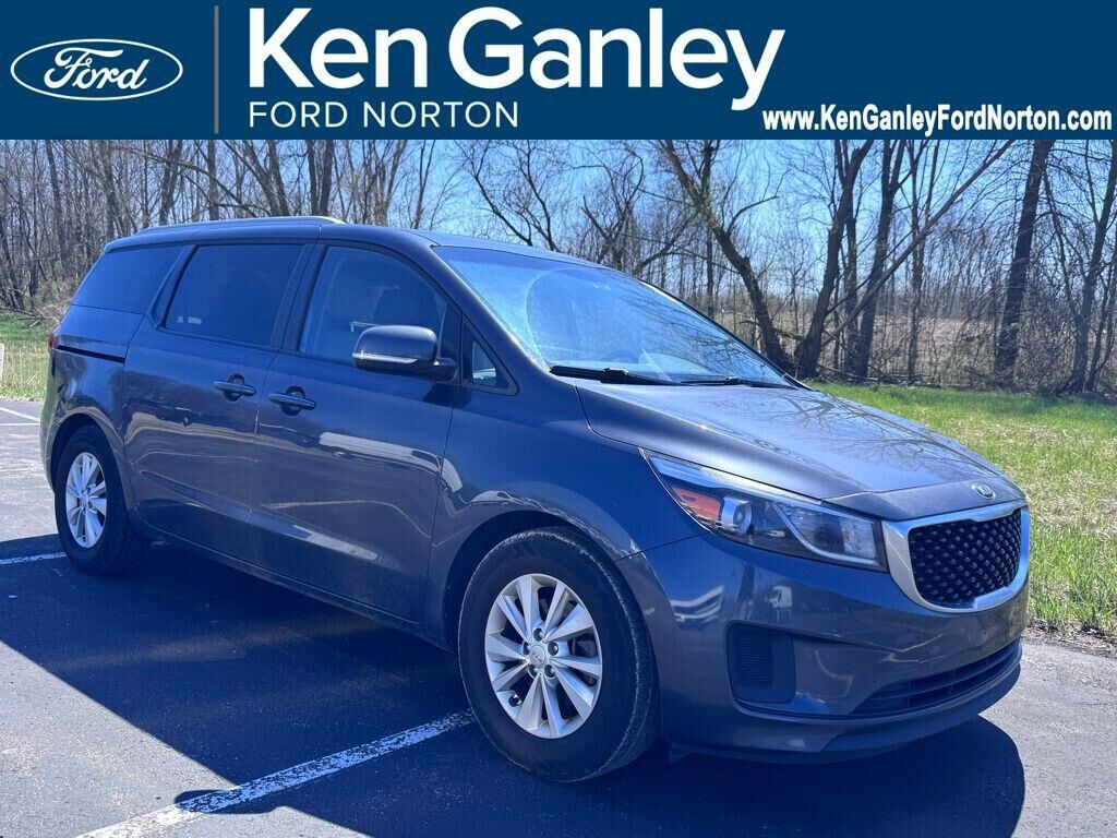 2016 KIA Sedona