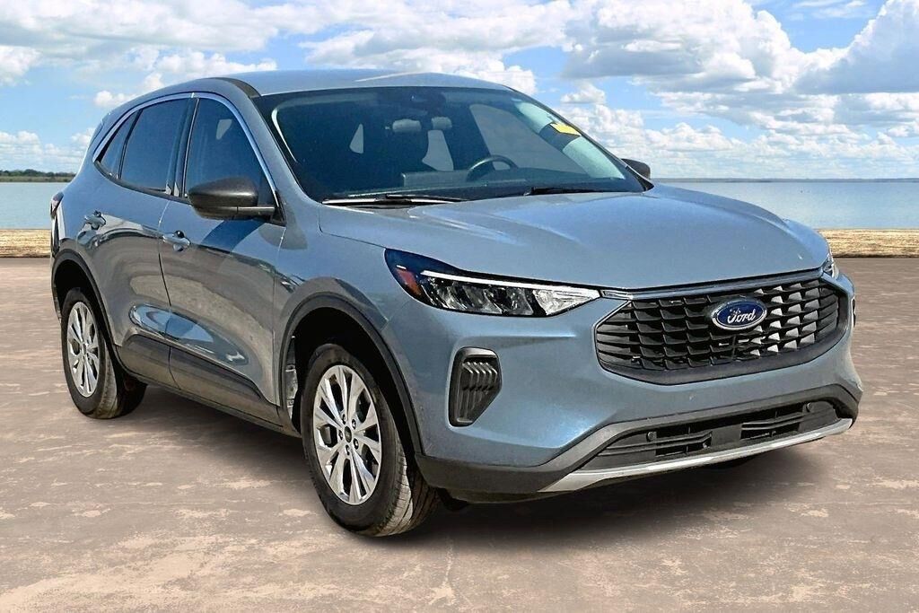 2024 FORD Escape