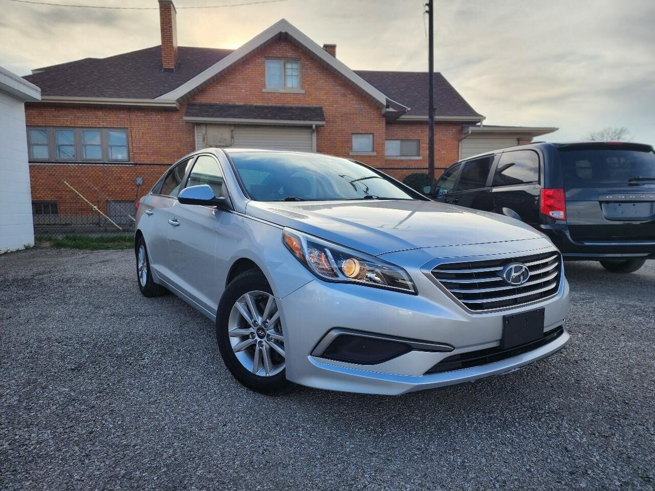 2017 HYUNDAI Sonata