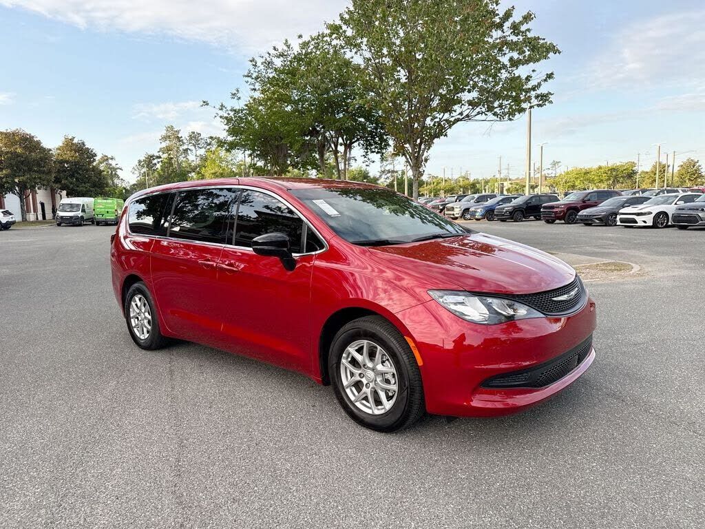 2026 CHRYSLER Voyager