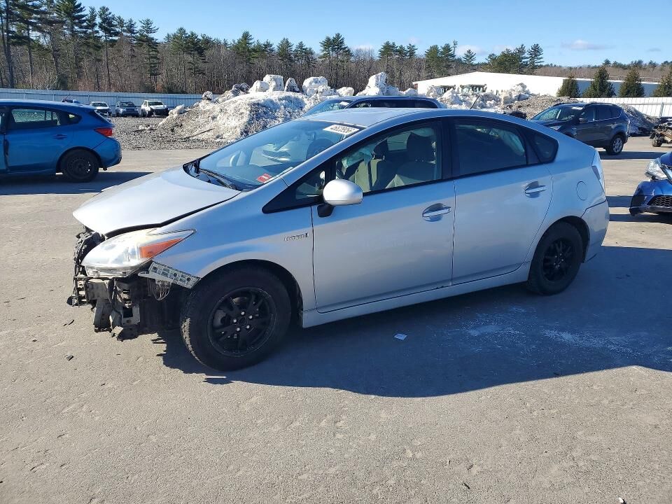 2015 TOYOTA PRIUS