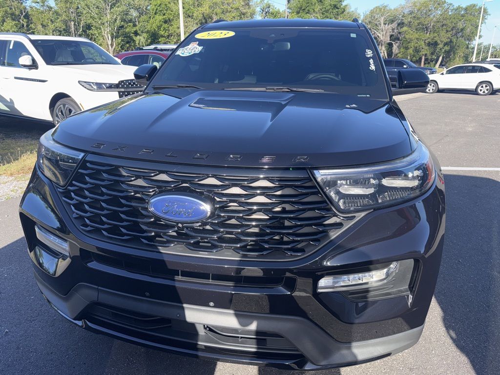 2023 FORD Explorer
