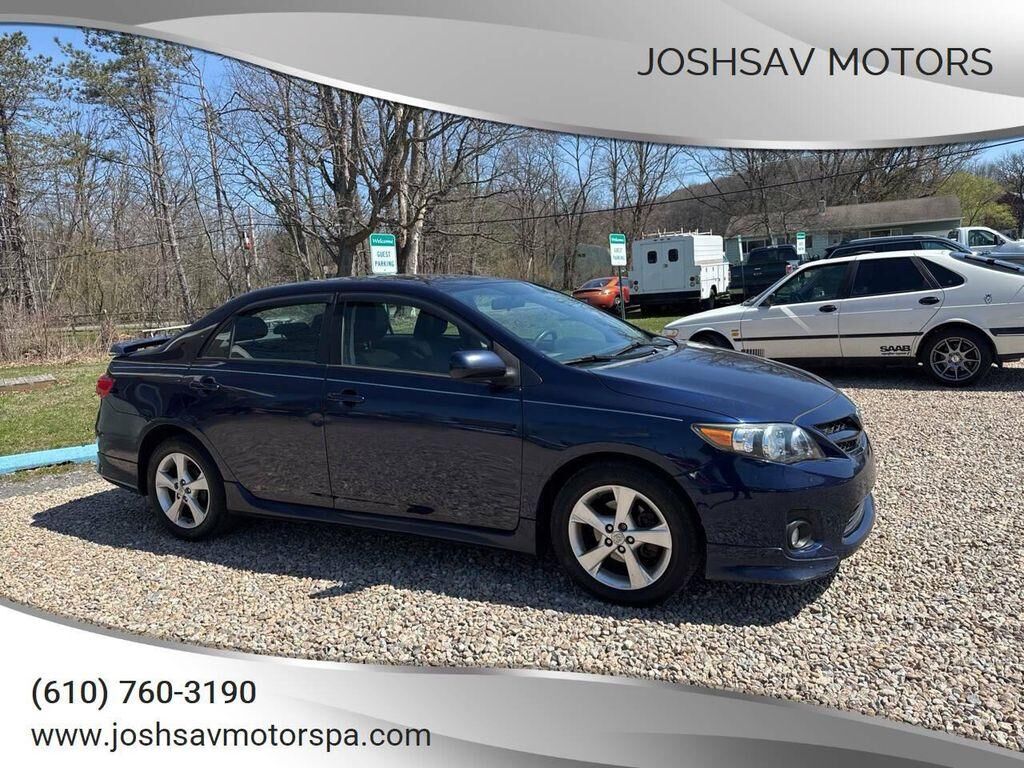 2011 TOYOTA Corolla