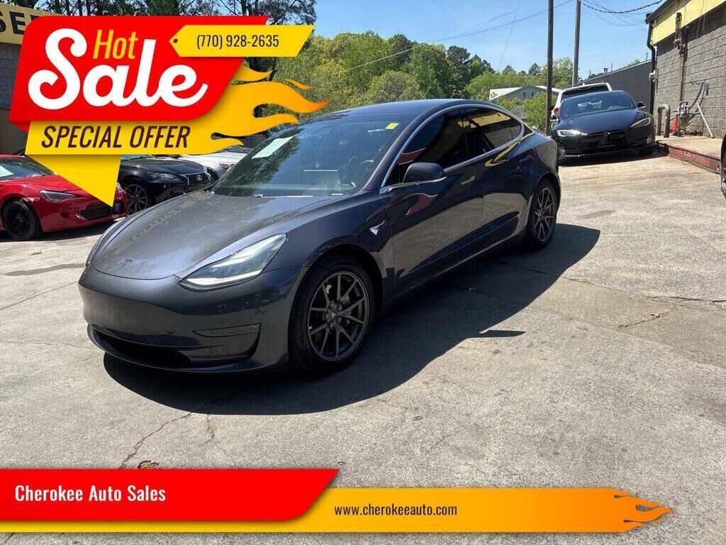 2018 TESLA Model 3