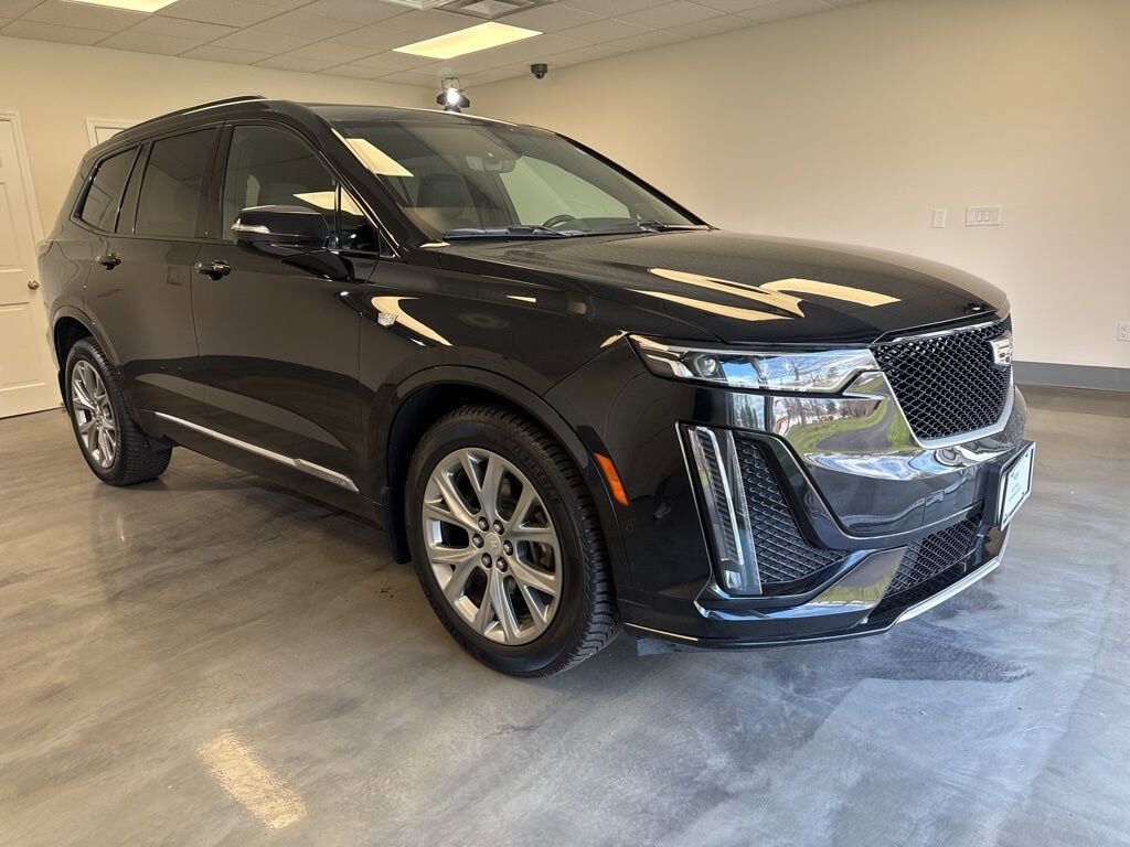 2020 CADILLAC XT6