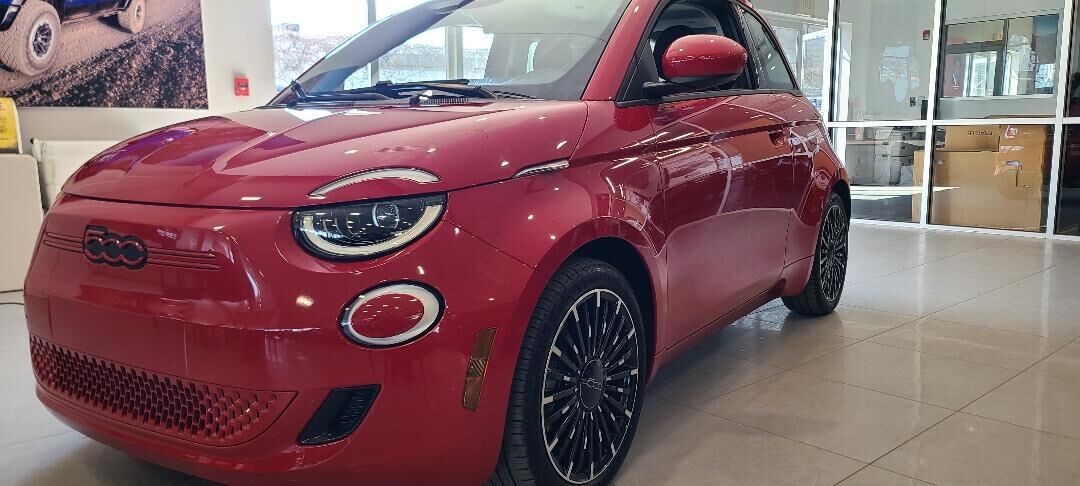 2024 FIAT 500e