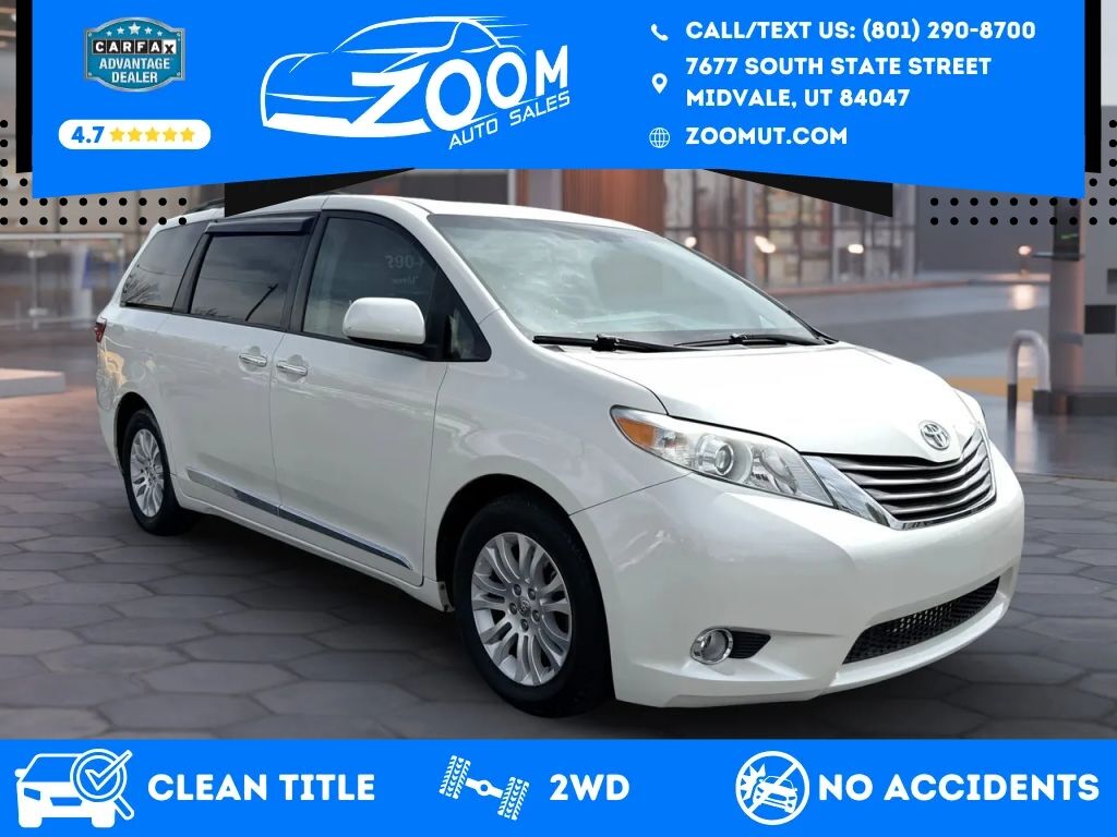 2016 TOYOTA Sienna