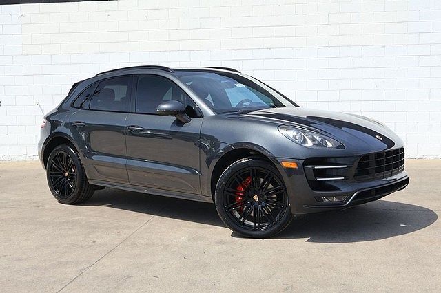 2018 PORSCHE Macan