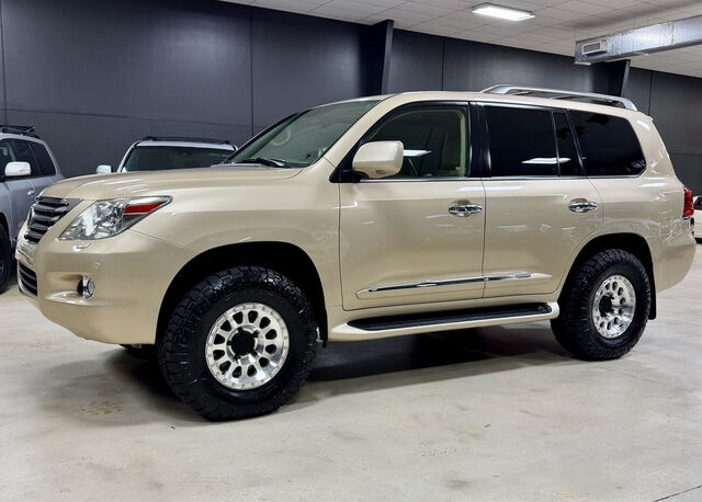 2011 LEXUS LX