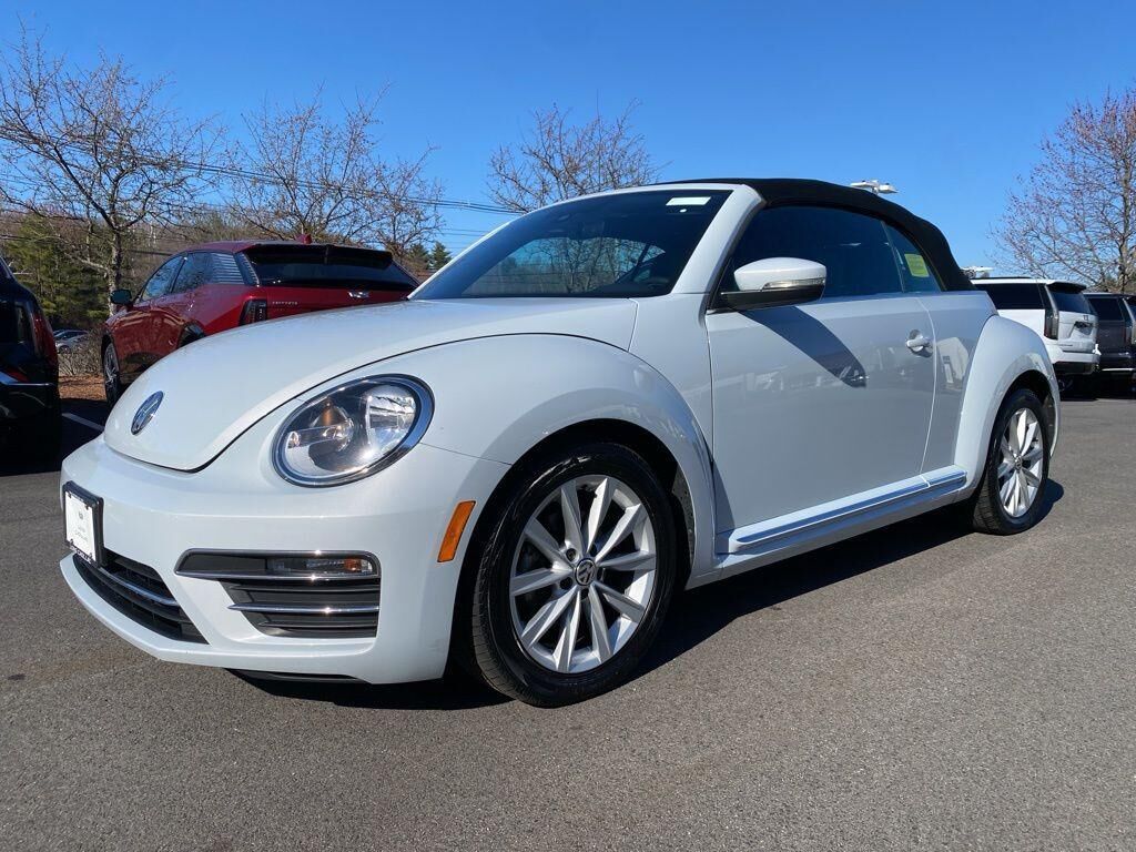 2018 VOLKSWAGEN Beetle