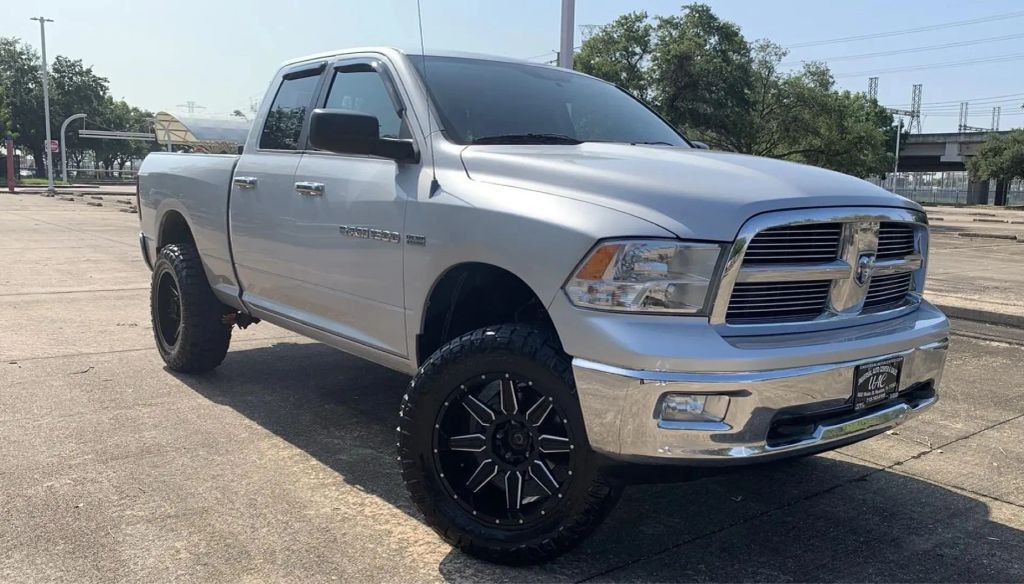 2012 DODGE Ram