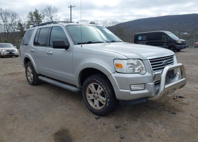 2010 FORD Explorer