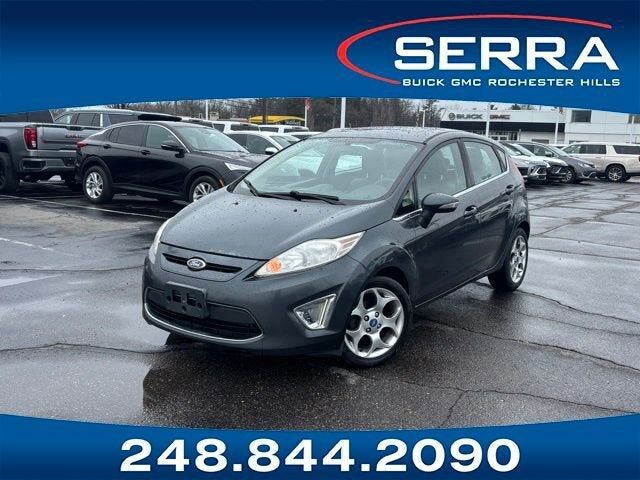 2011 FORD Fiesta