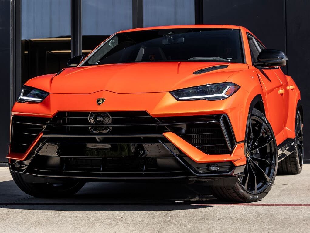 2024 LAMBORGHINI URUS