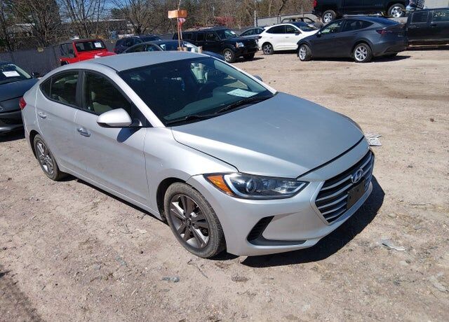 2017 HYUNDAI Elantra