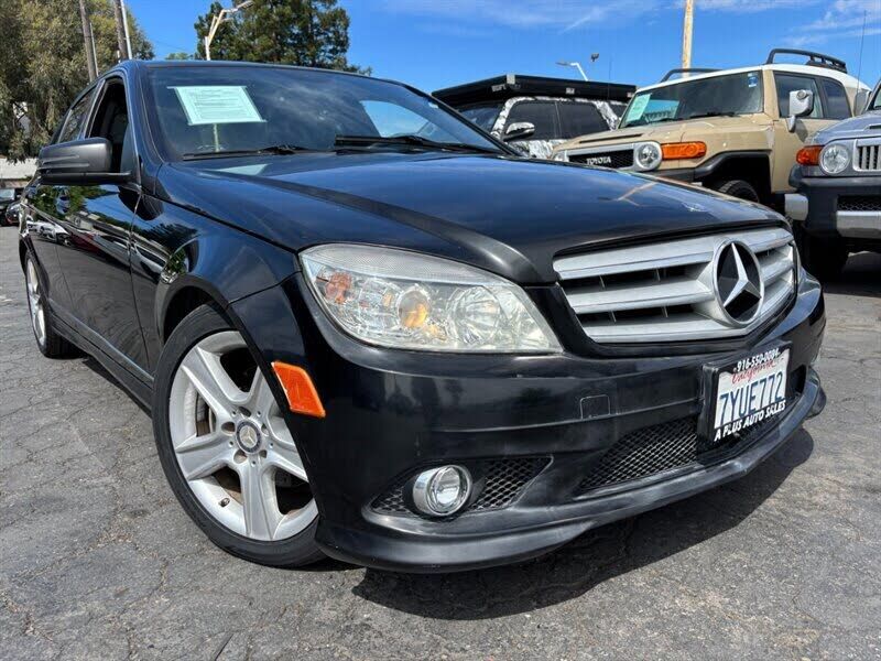 2010 MERCEDES-BENZ C-Class