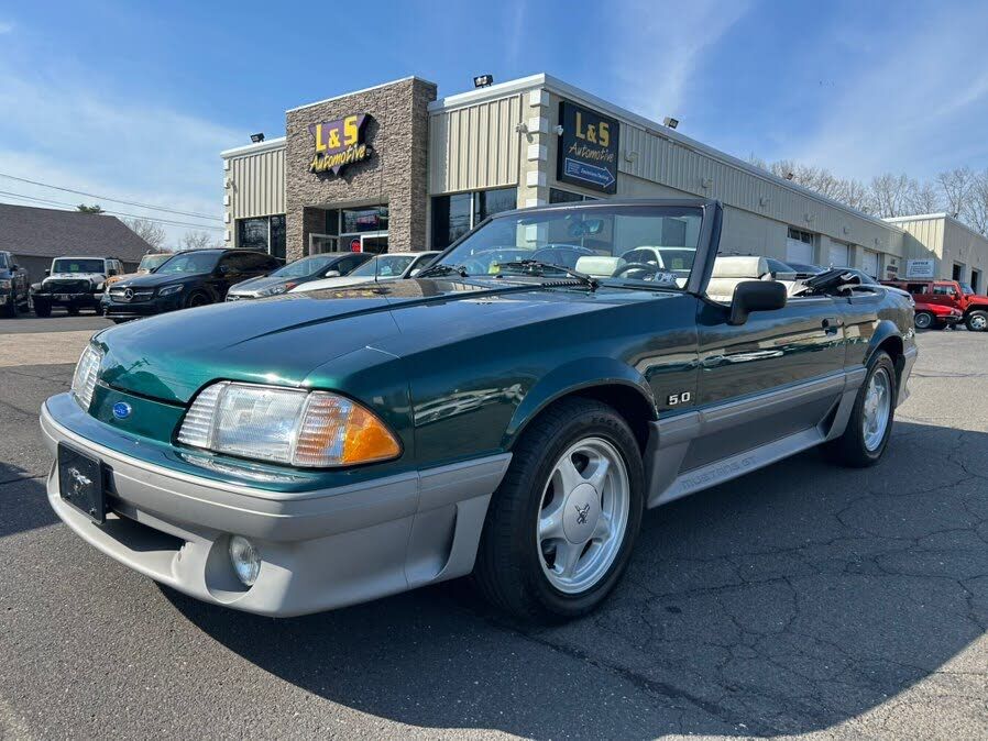 1992 FORD Mustang