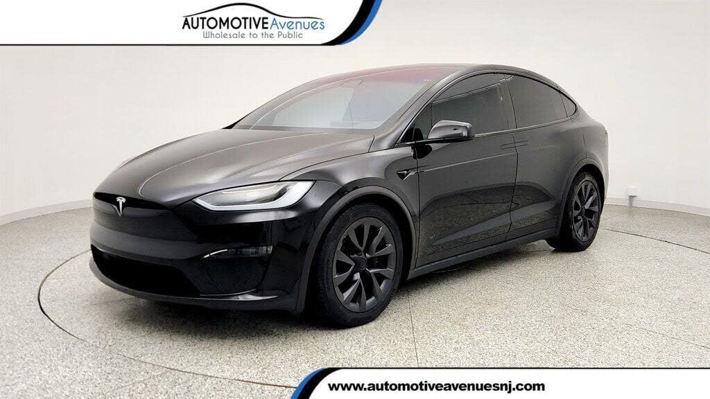 2024 TESLA Model X