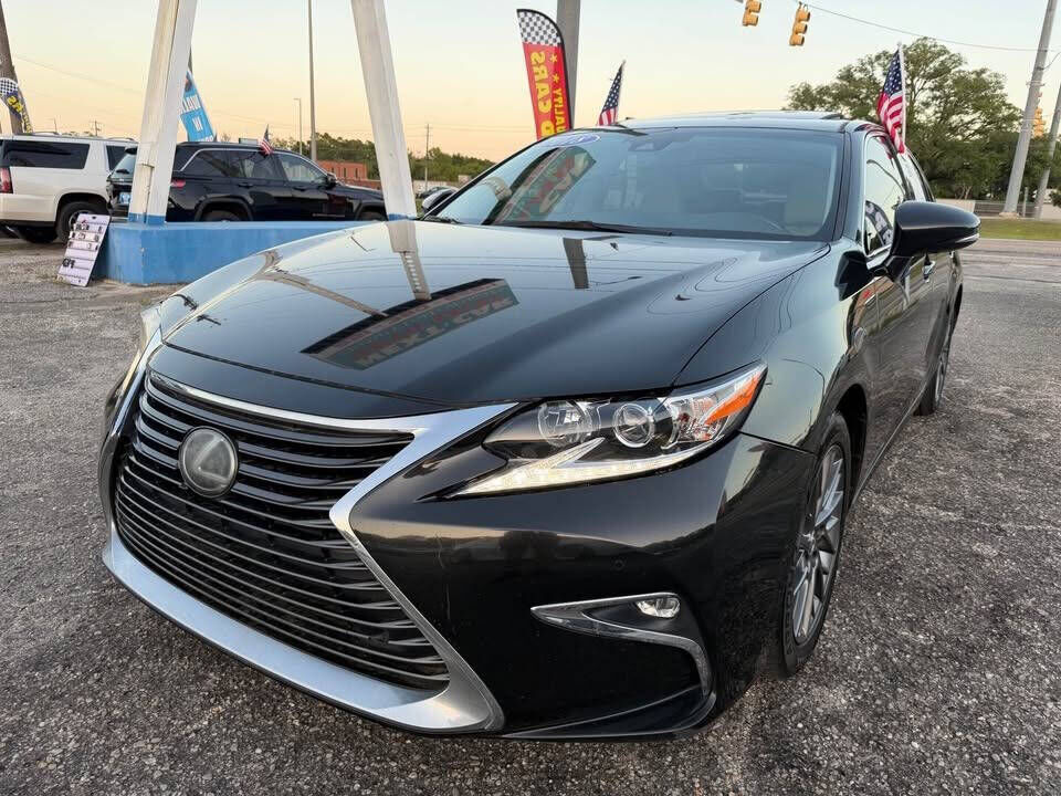 2018 LEXUS ES
