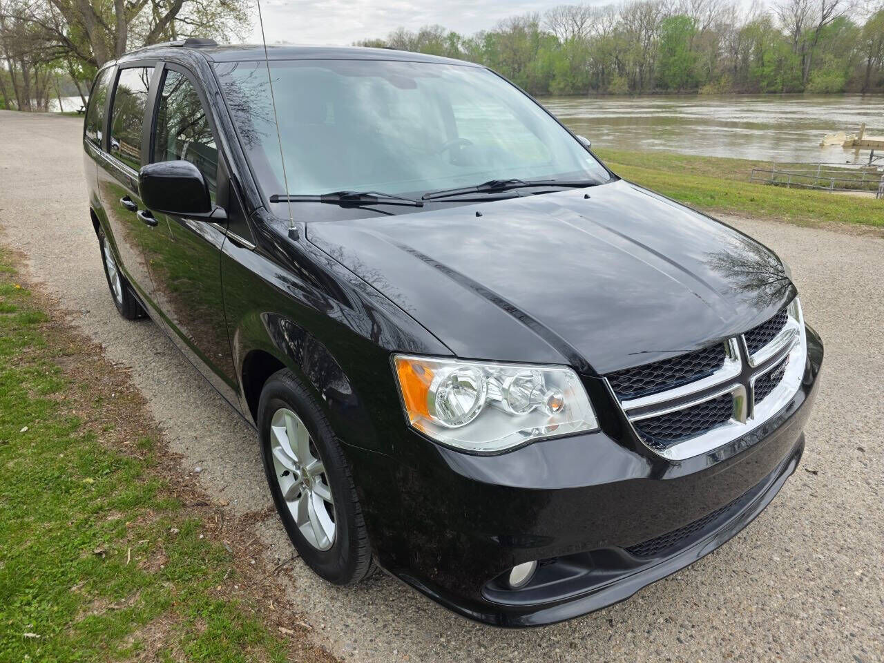 2020 DODGE Grand Caravan