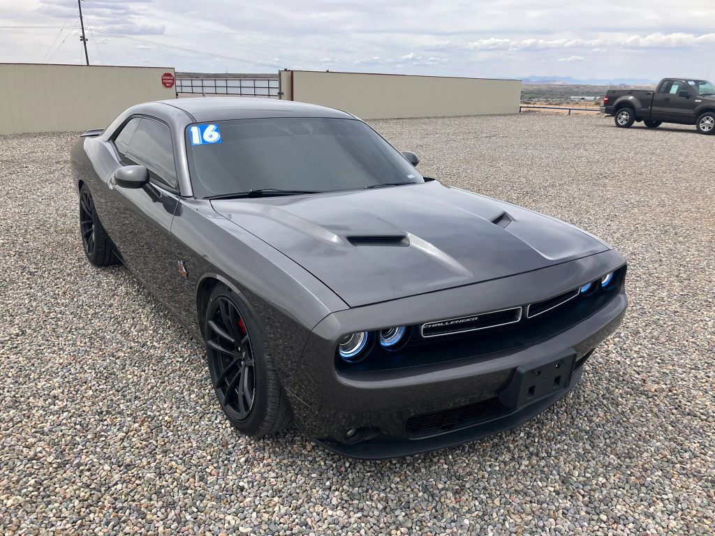 2016 DODGE Challenger