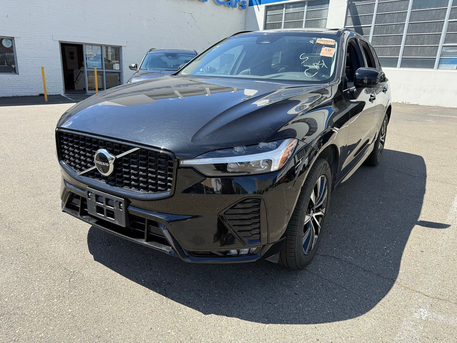 2025 VOLVO XC60