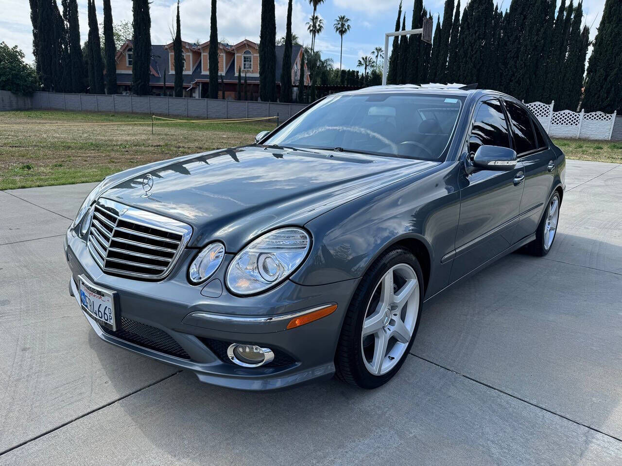 2009 MERCEDES-BENZ E-Class