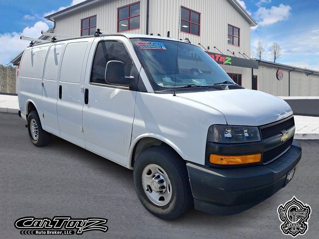 2021 CHEVROLET Express