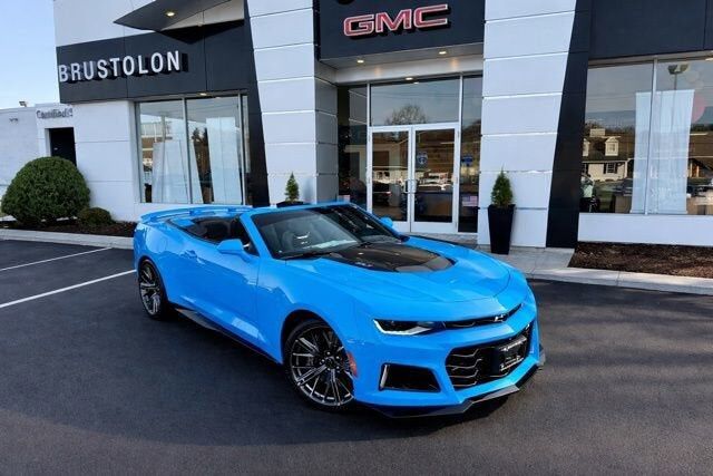 2023 CHEVROLET Camaro