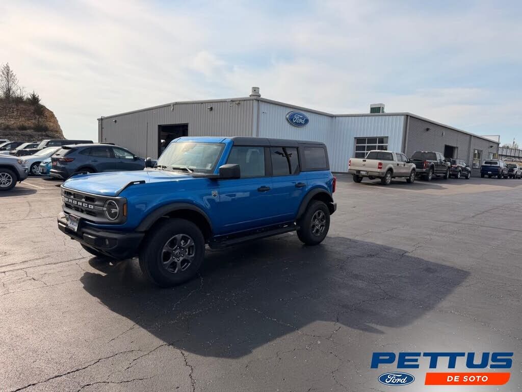 2023 FORD Bronco