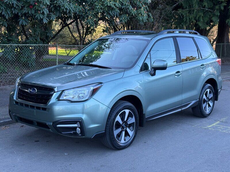 2017 SUBARU Forester