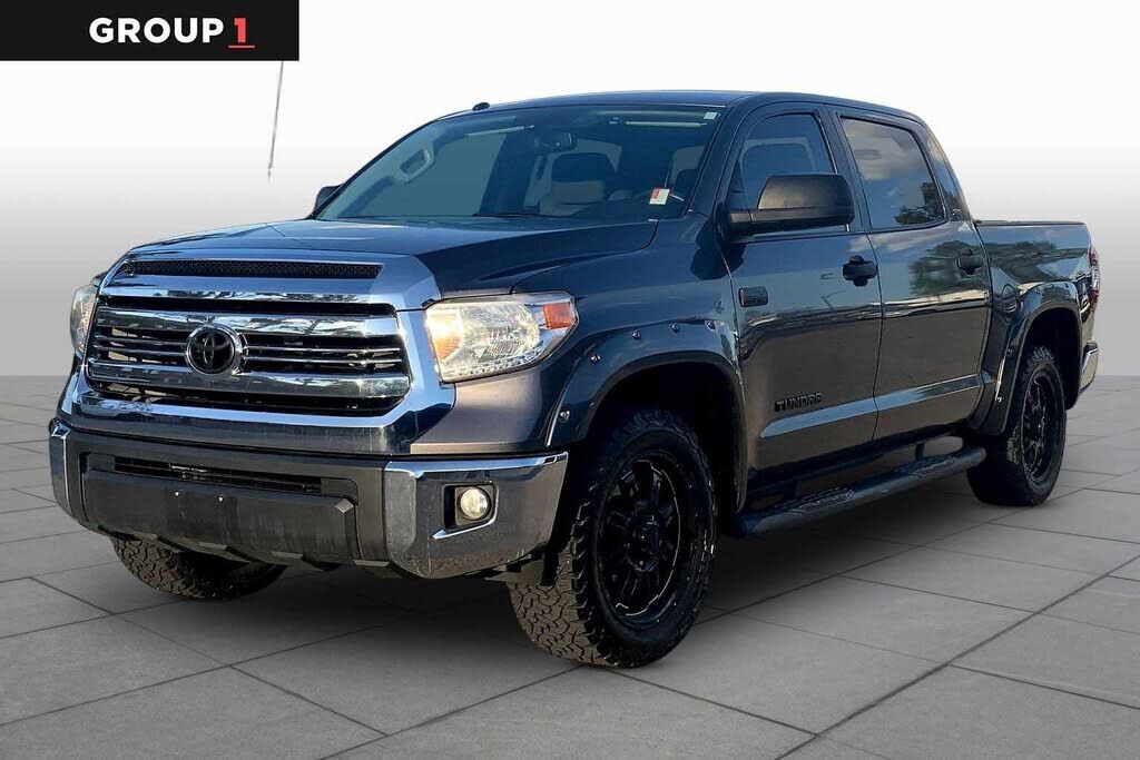 2017 TOYOTA Tundra