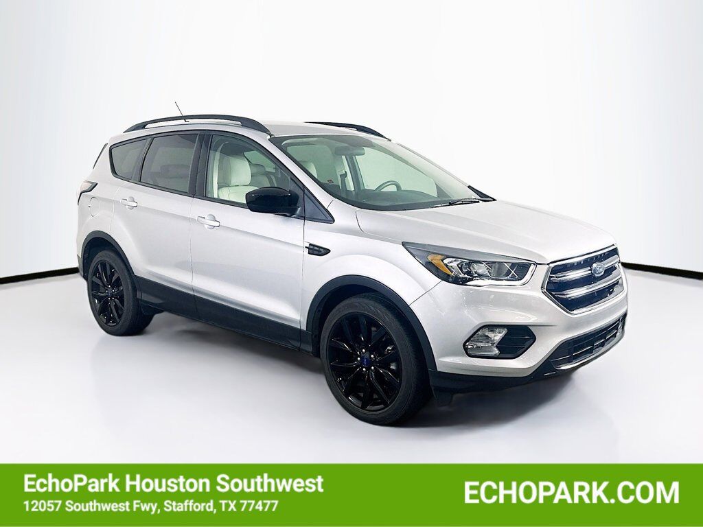 2018 FORD Escape