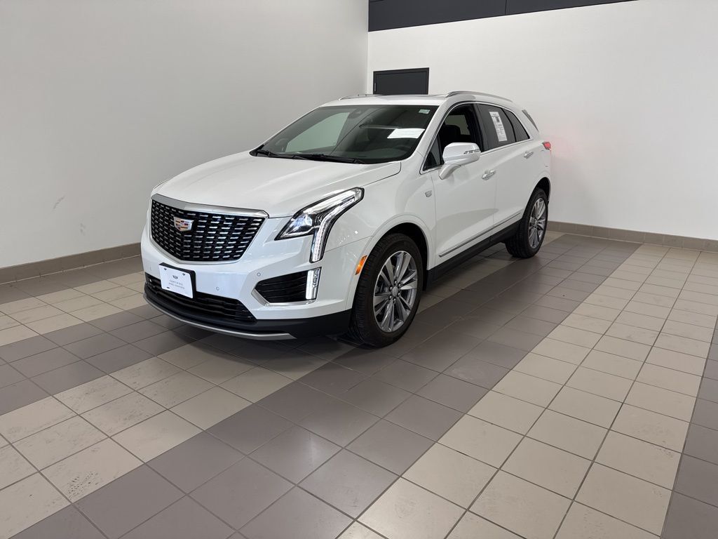 2025 CADILLAC XT5