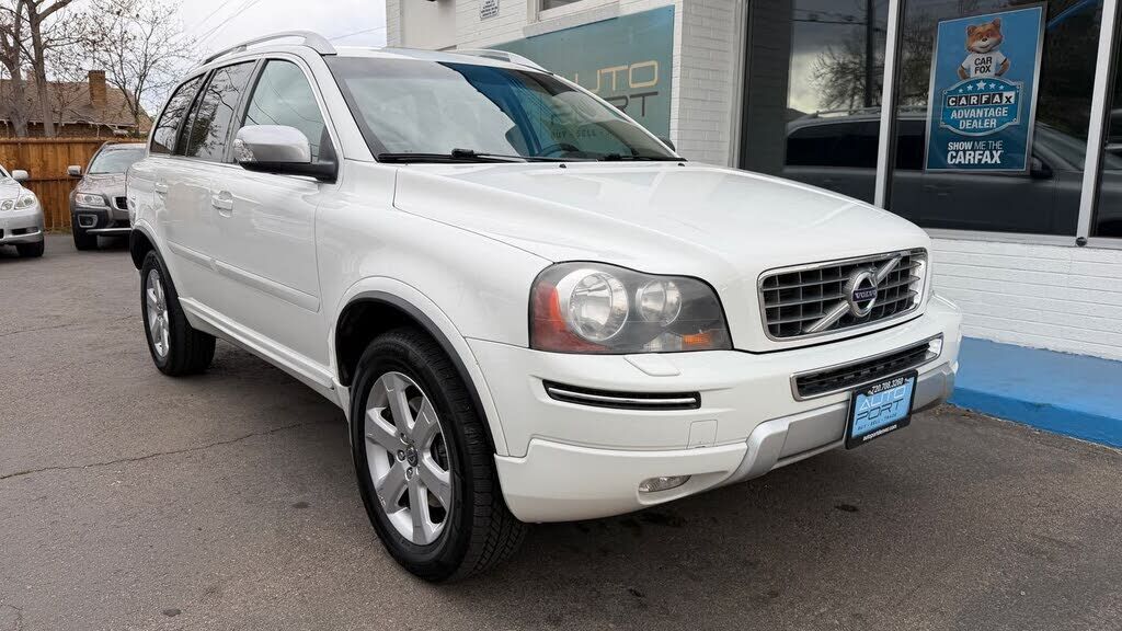2013 VOLVO XC90