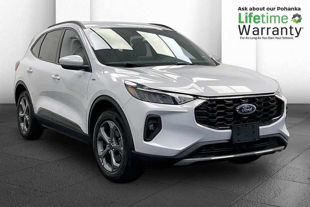 2025 FORD Escape