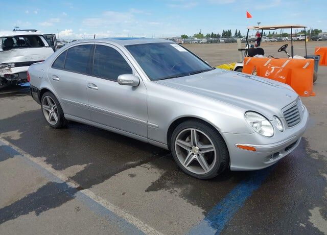 2005 MERCEDES-BENZ E-Class