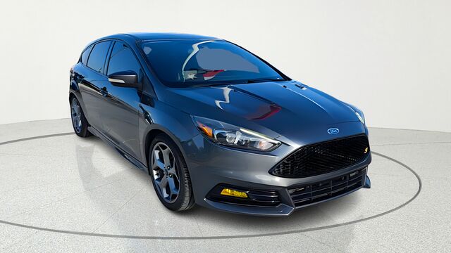 2017 FORD Focus