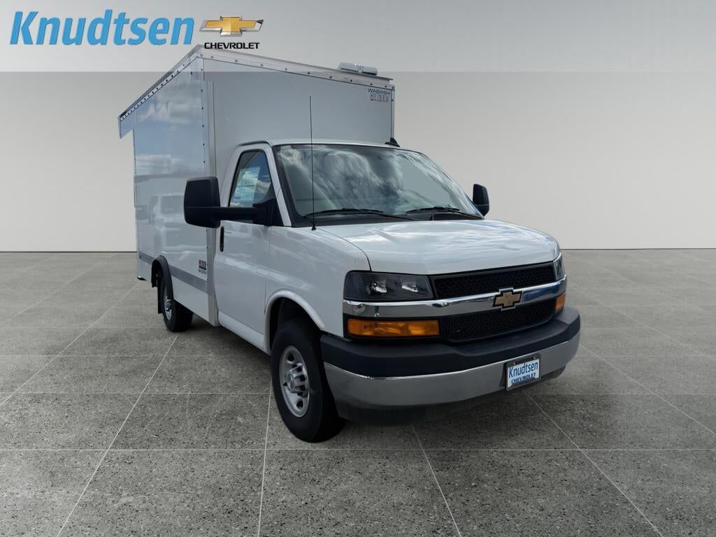 2025 CHEVROLET Express