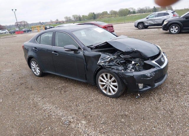 2009 LEXUS IS