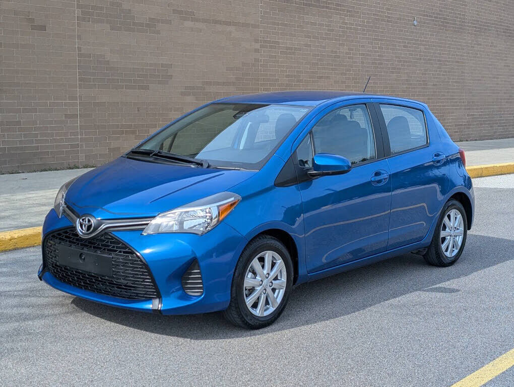 2017 TOYOTA Yaris