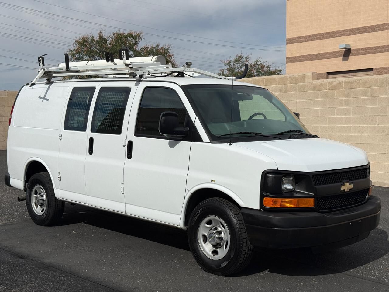 2013 CHEVROLET Express