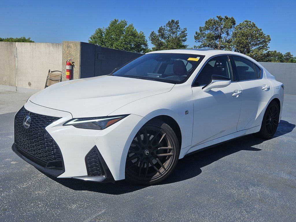 2023 LEXUS IS