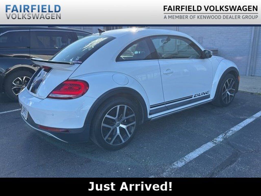 2016 VOLKSWAGEN Beetle