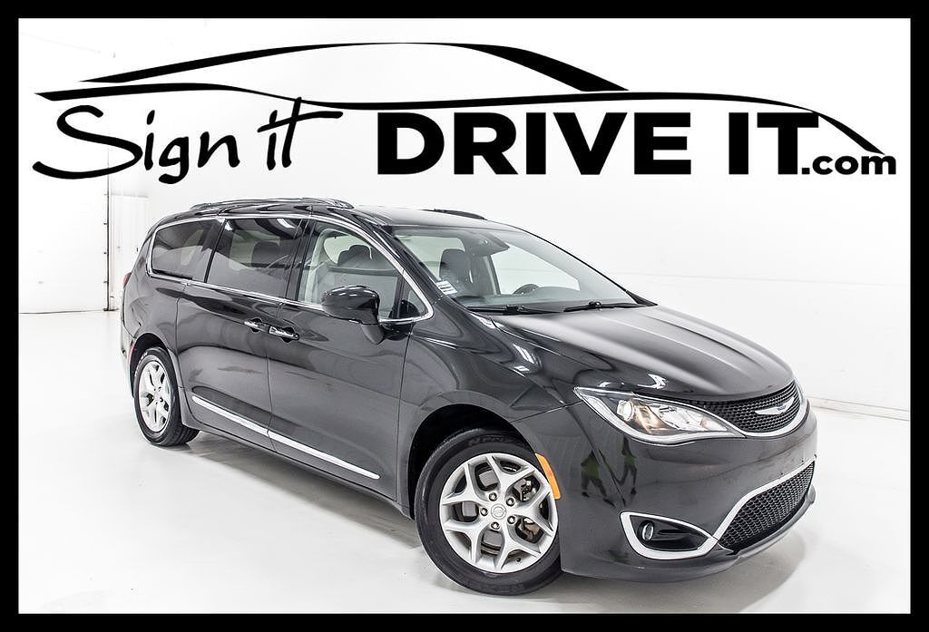 2019 CHRYSLER Pacifica