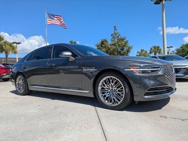 2022 GENESIS G90