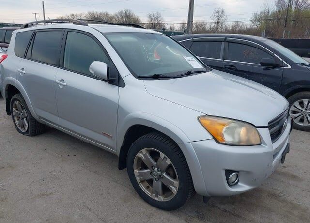 2011 TOYOTA RAV4