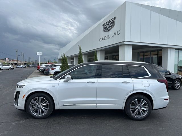 2021 CADILLAC XT6