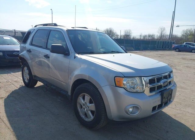 2010 FORD Escape