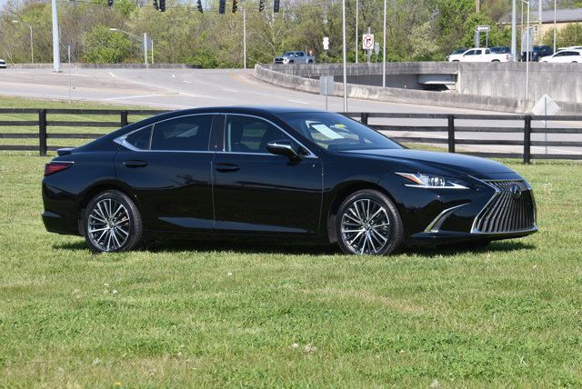 2023 LEXUS ES